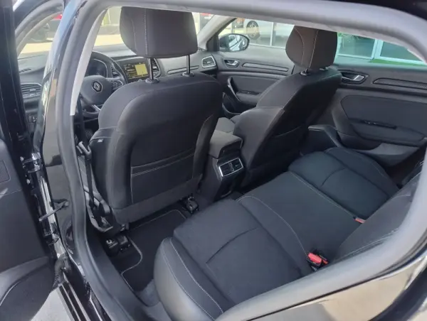 Renault Mégane Sport Tourer 1.5 Blue dCi Limited 17