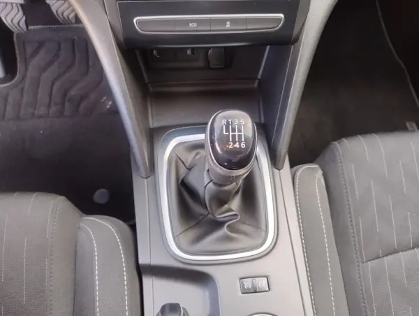 Renault Mégane Sport Tourer 1.5 Blue dCi Limited 27