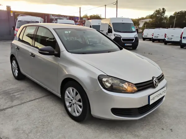 Volkswagen Golf 1.6 TDi Trendline 5