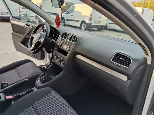 Volkswagen Golf 1.6 TDi Trendline 19