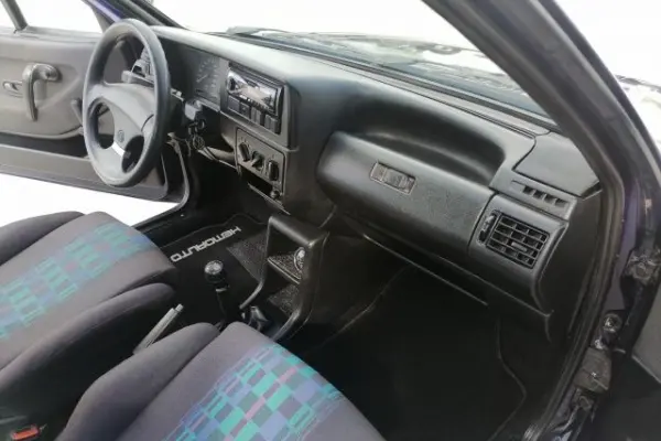 Volkswagen Polo G40 13