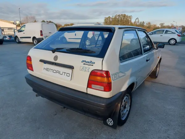 Volkswagen Polo 1.0 Fox 12