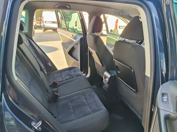 Volkswagen Tiguan 1.4 TSi Sport BlueMotion 15