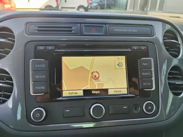 Volkswagen Tiguan 1.4 TSi Sport BlueMotion 26