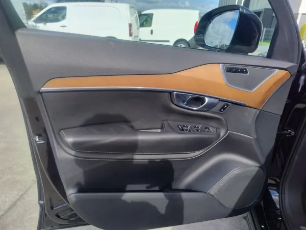 Volvo XC 90 2.0 D4 Inscription 18