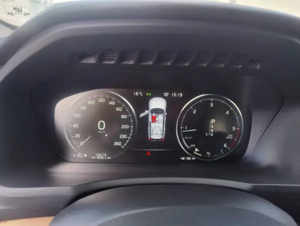 Volvo XC 90 2.0 D4 Inscription 48