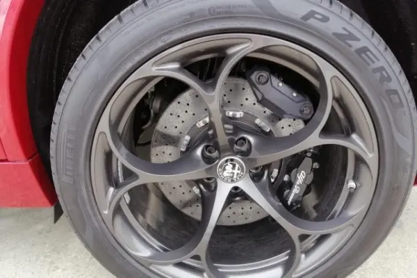 Alfa Romeo Stelvio Quadrifoglio Q4 2.9 510cv 12