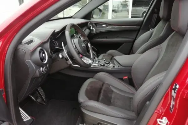 Alfa Romeo Stelvio Quadrifoglio Q4 2.9 510cv 19