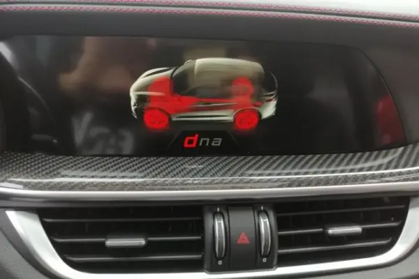 Alfa Romeo Stelvio Quadrifoglio Q4 2.9 510cv 47