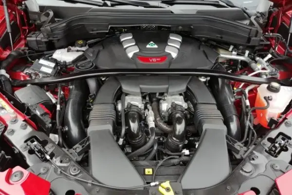 Alfa Romeo Stelvio Quadrifoglio Q4 2.9 510cv 54