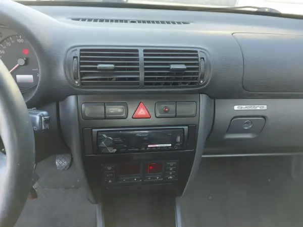 Audi A3 1.8 Sport Turbo Quattro 14