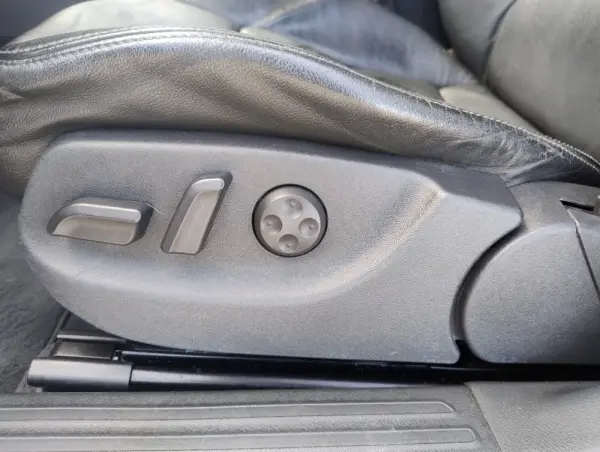 Audi A6 Avant 2.0 TDi S-line 16