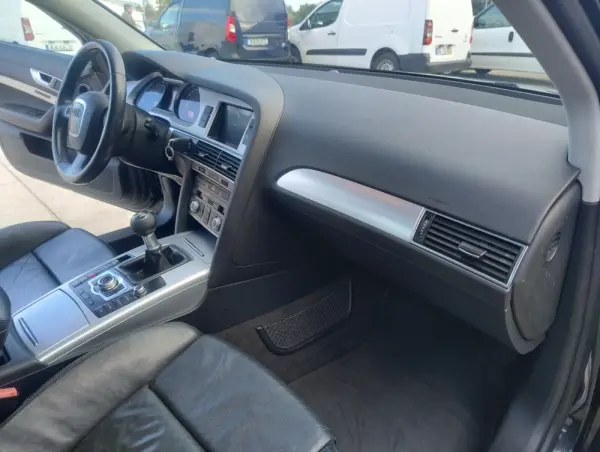 Audi A6 Avant 2.0 TDi S-line 24