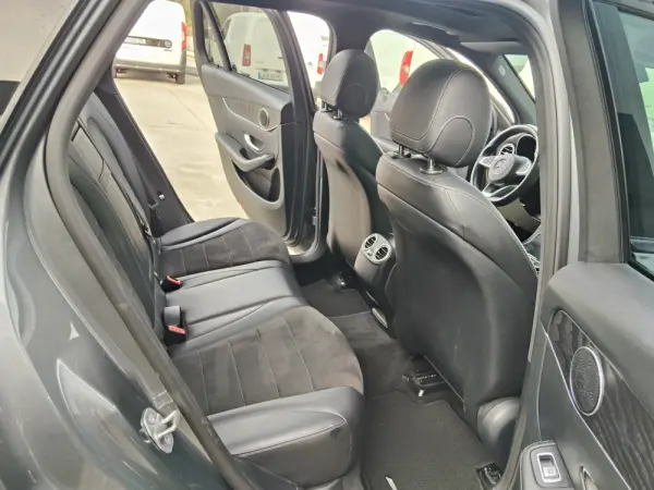 Mercedes-Benz GLC 250 d AMG Line 4-Matic 20