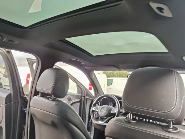 Mercedes-Benz GLC 250 d AMG Line 4-Matic 22