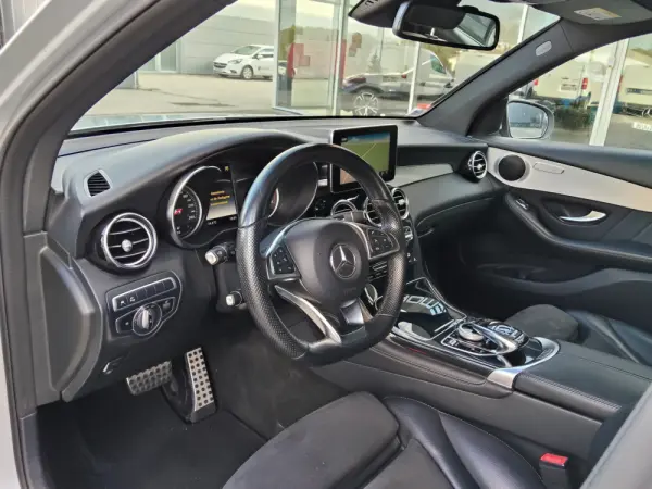 Mercedes-Benz GLC 250 d AMG Line 4-Matic 13