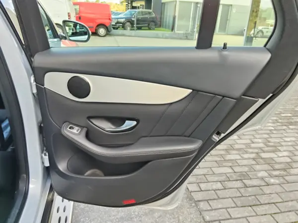 Mercedes-Benz GLC 250 d AMG Line 4-Matic 18