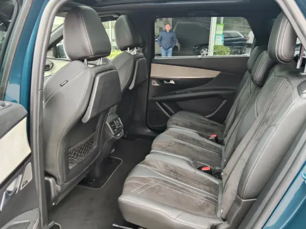 Peugeot 3008 1.5 BlueHDi GT Line J19 EAT8 16