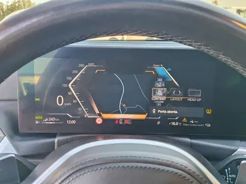 BMW 330 e Pack Desportivo M Pro Auto 43