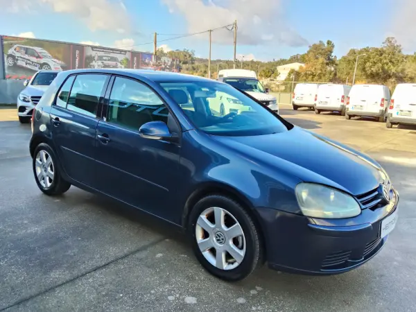 Volkswagen Golf 1.9 TDi Confortline 3