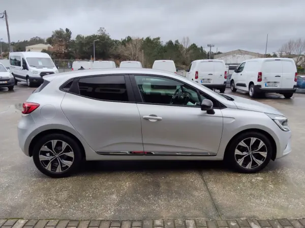 Renault Clio 1.0 TCe Evolution Bi-Fuel 5