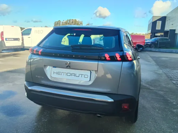 Peugeot 2008 1.5 BlueHDi Active Pack 5