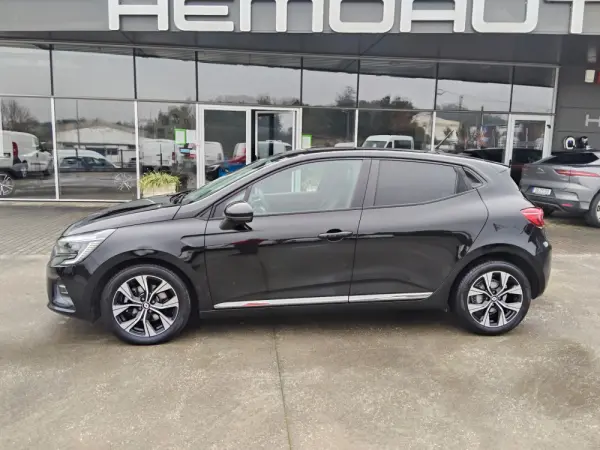 Renault Clio 1.5 Blue dCi Intens 8