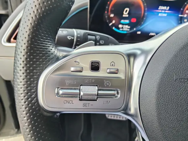 Mercedes-Benz EQC 400 4Matic AMG Line 51