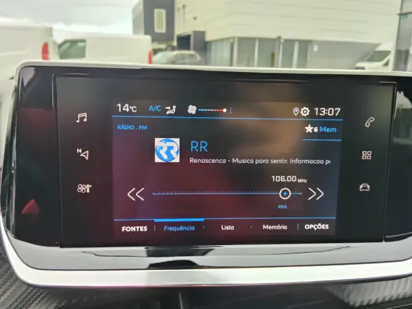 Peugeot 2008 1.2 PureTech Style 25