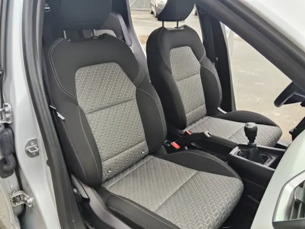 Renault Clio 1.0 TCe Evolution Bi-Fuel 21