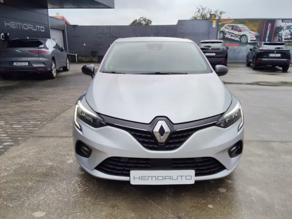 Renault Clio 1.0 TCe Evolution Bi-Fuel 3