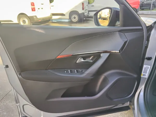 Peugeot 2008 1.5 BlueHDi Active Pack 13