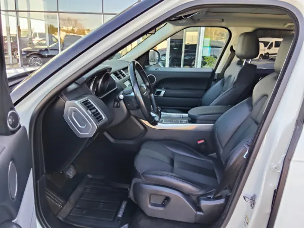 Land Rover Range Rover Sport 2.0 SD4 HSE 16