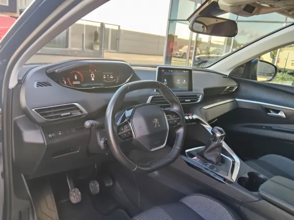 Peugeot 3008 1.2 PureTech Active Pack 12