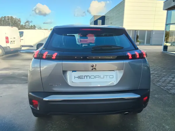 Peugeot 2008 1.5 BlueHDi Active Pack 12