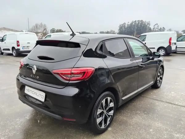 Renault Clio 1.5 Blue dCi Intens 7