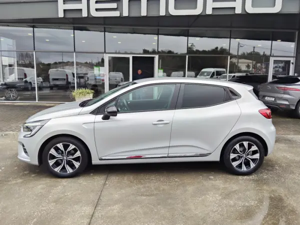 Renault Clio 1.0 TCe Evolution Bi-Fuel 9