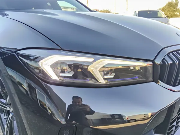 BMW 330 e Pack Desportivo M Pro Auto 12