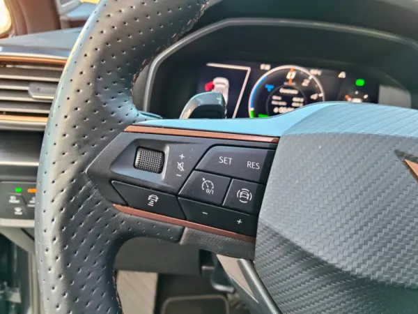 Cupra Formentor 1.4 e-Hybrid Sport DSG 37