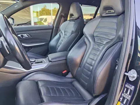 BMW 330 e Pack Desportivo M Pro Auto 31