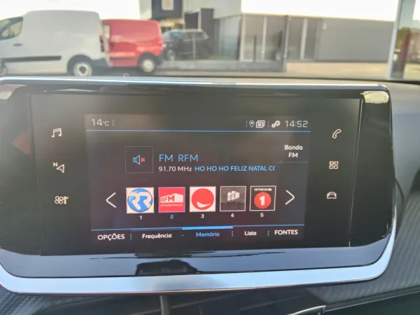 Peugeot 2008 1.5 BlueHDi Active Pack 29