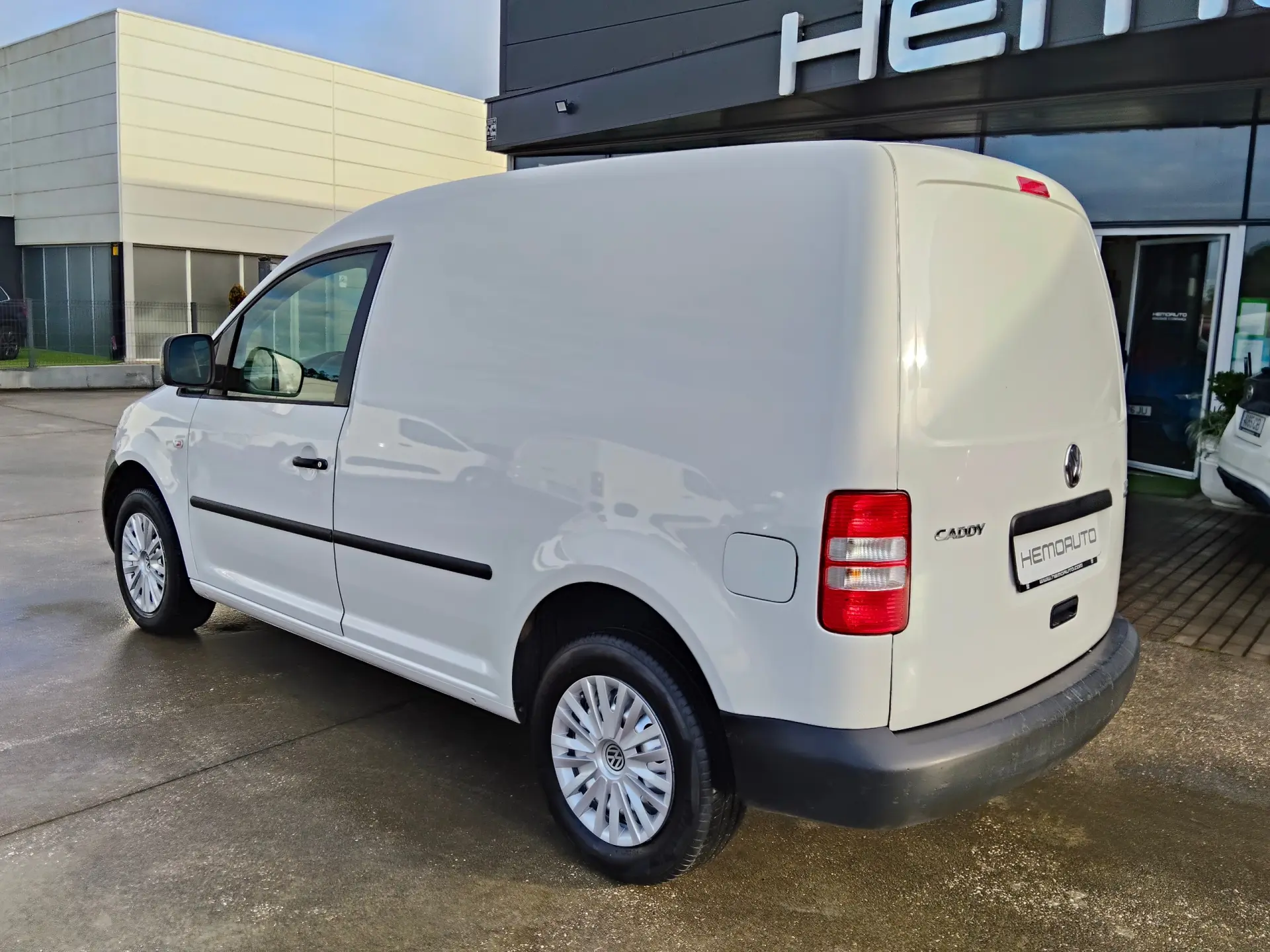Volkswagen Caddy 1.6 TDI BlueMotion 9