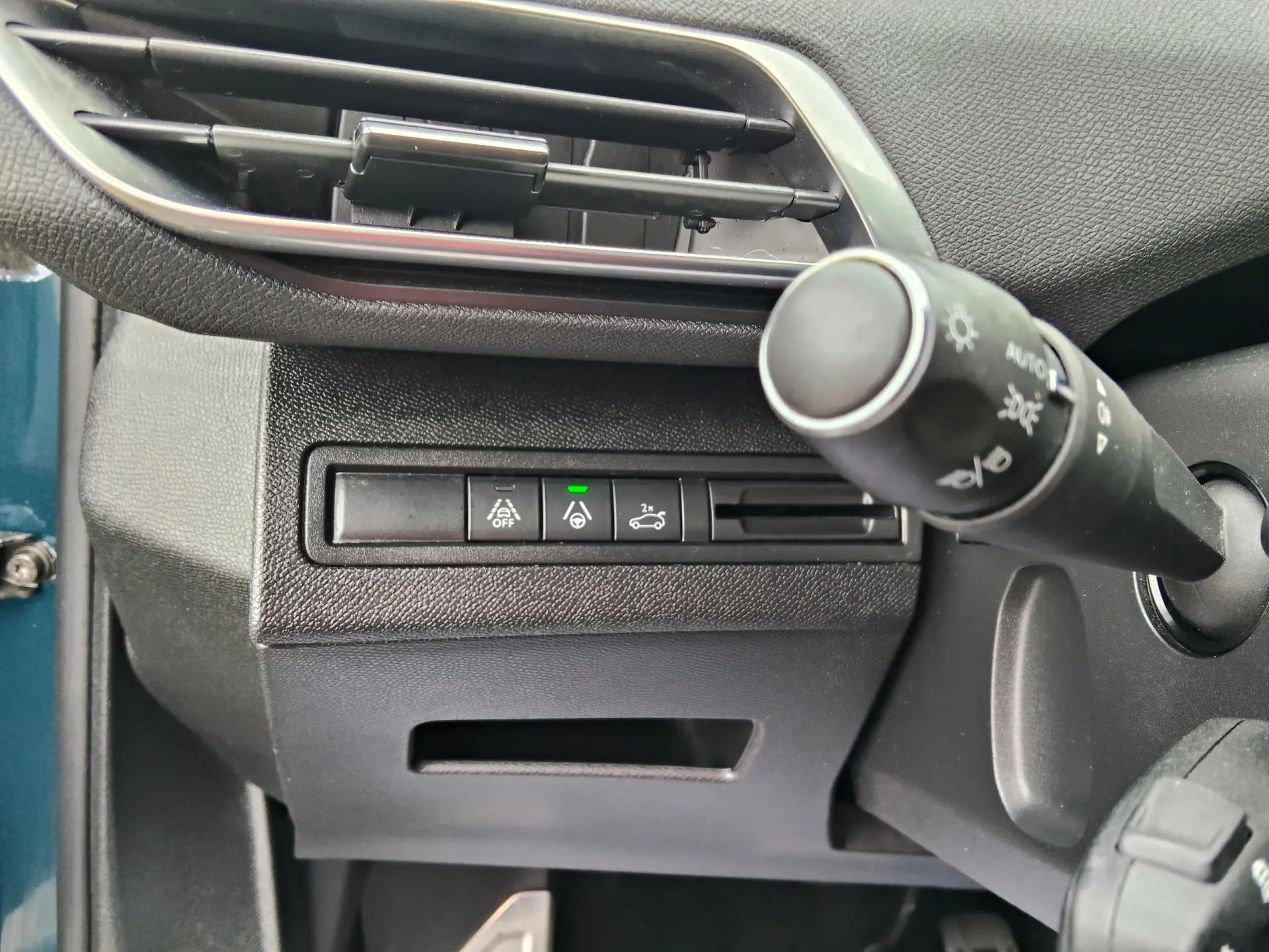 Peugeot 3008 1.5 BlueHDi GT Line J19 EAT8 38