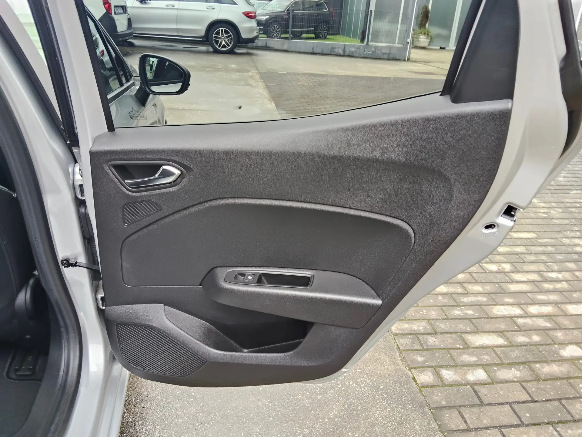 Renault Clio 1.0 TCe Evolution Bi-Fuel 17