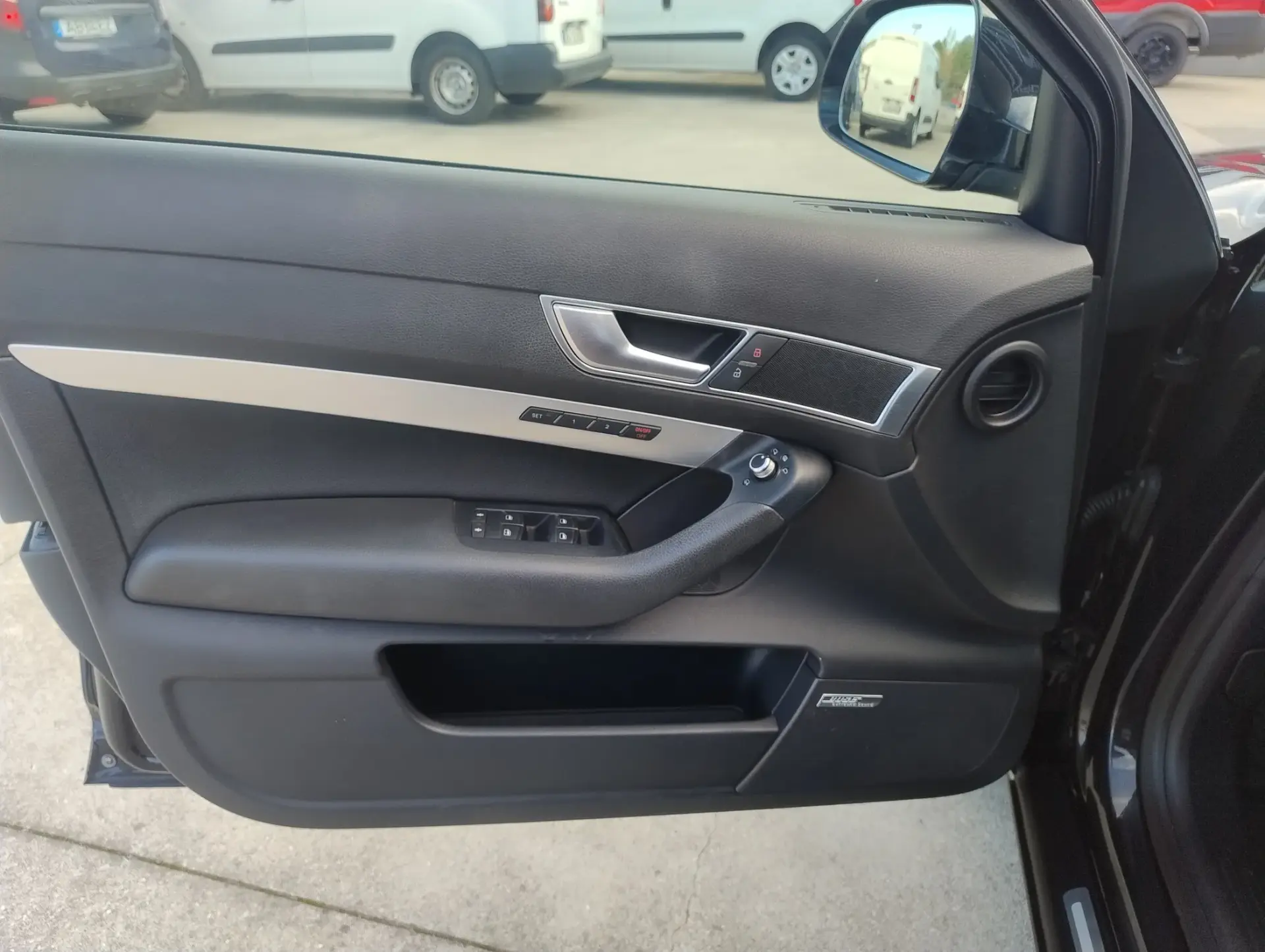 Audi A6 Avant 2.0 TDi S-line 12