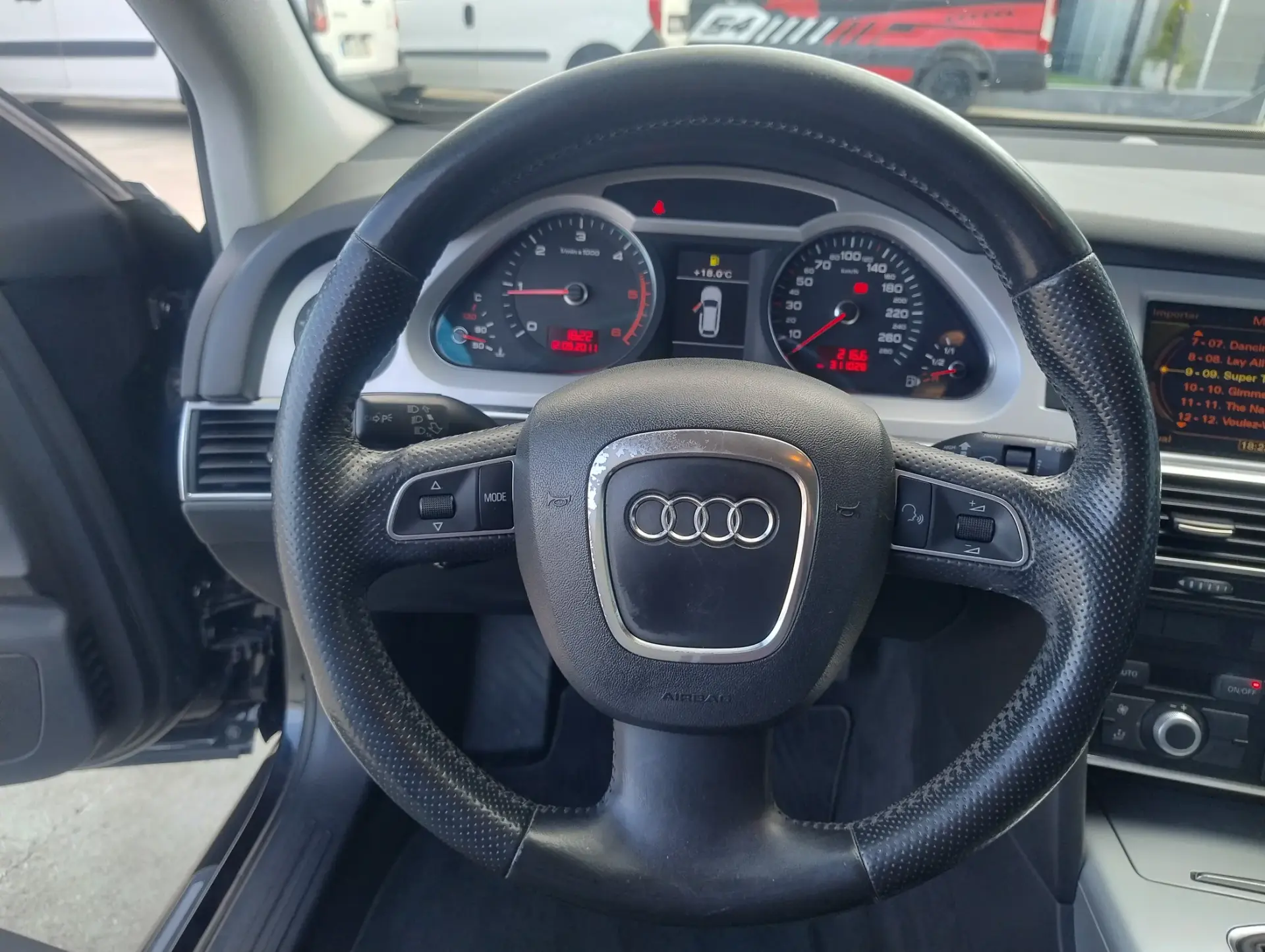 Audi A6 Avant 2.0 TDi S-line 37