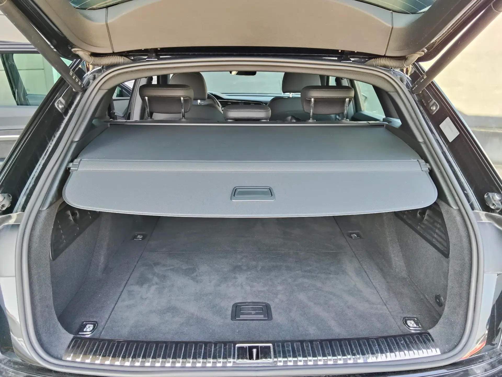 Audi e-tron 55 quattro S line 18