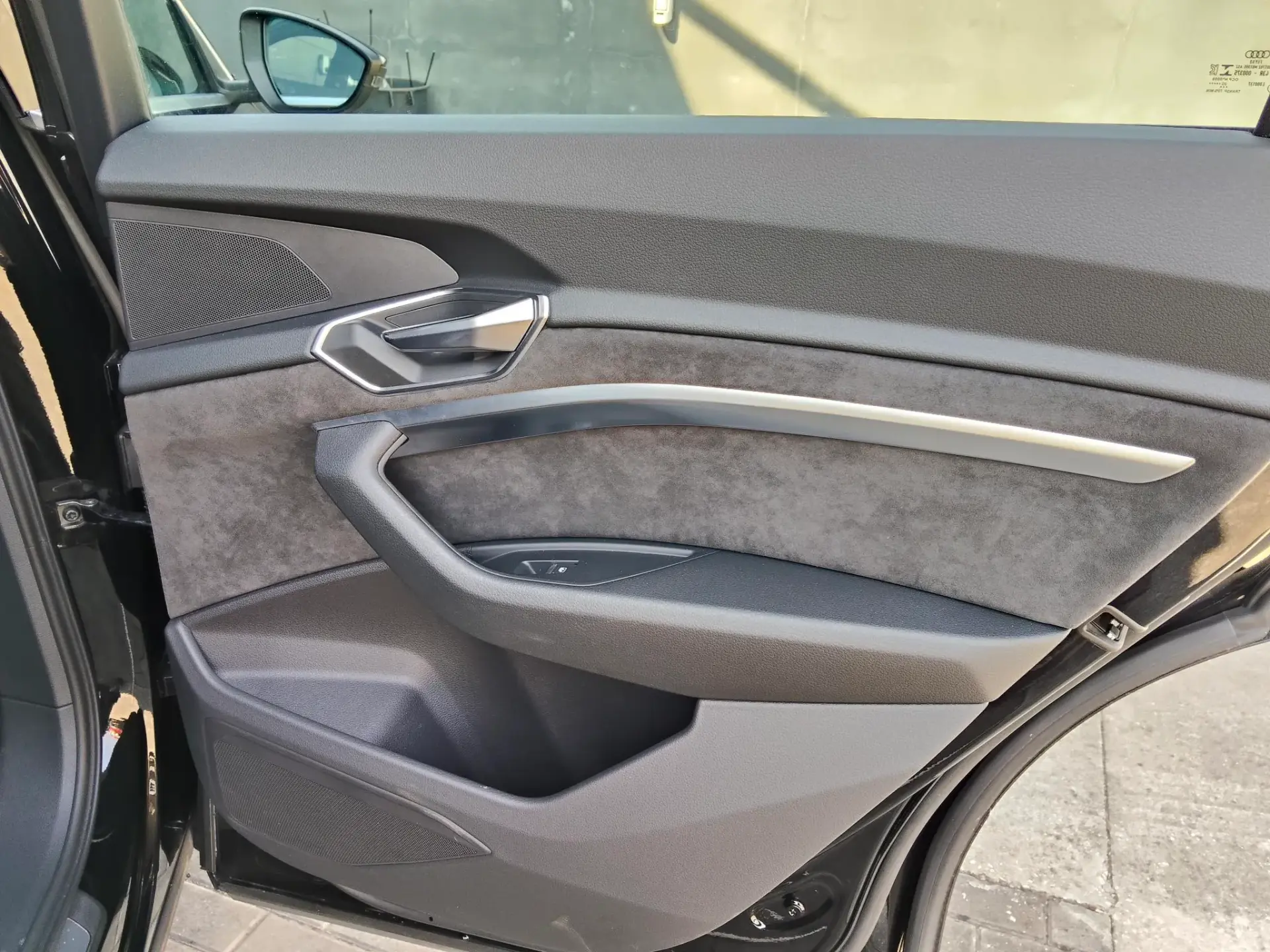 Audi e-tron 55 quattro S line 21