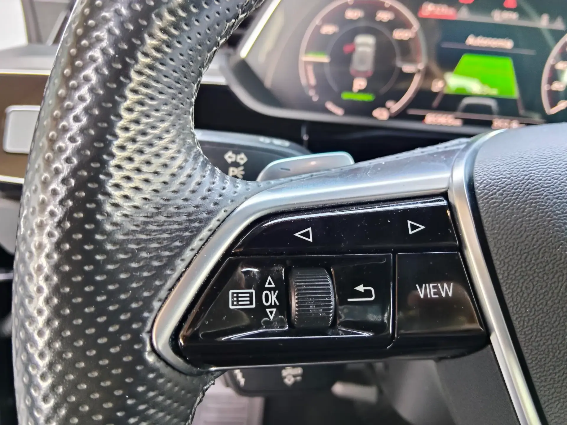 Audi e-tron 55 quattro S line 44