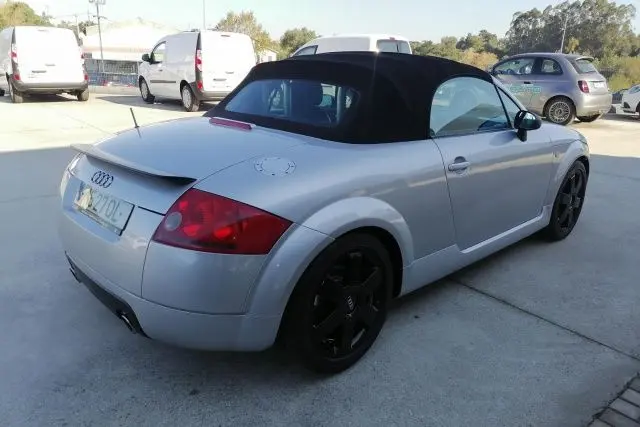 Audi TT Roadster 1.8 T quattro 5